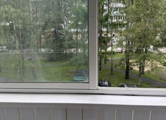 Сдаю 3-комнатную квартиру, 70 м2, Кингисепп, улица Воровского, 32