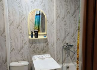 Аренда 1-ком. квартиры, 32 м2, Бугульма, улица Владимира Ленина, 1