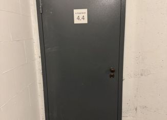 Продаю гараж, 12 м2, Тюмень, улица Федюнинского, 30к7