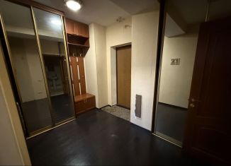 Сдам в аренду однокомнатную квартиру, 50 м2, Мытищи, улица Сукромка