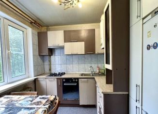 Аренда 2-ком. квартиры, 45 м2, Псков, Гражданская улица, 7