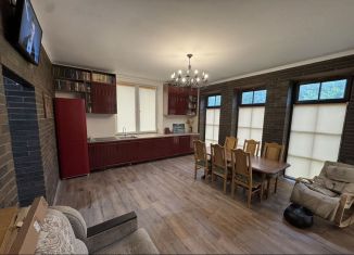 Аренда коттеджа, 130 м2, Ростовская область, Красноармейская улица, 56