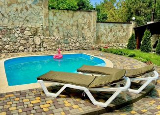 Сдам дом, 200 м2, Феодосия, Симферопольское шоссе, 57А