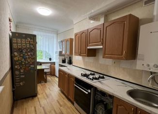 Сдаю 2-комнатную квартиру, 70 м2, Санкт-Петербург, Перевозная улица, 2к2