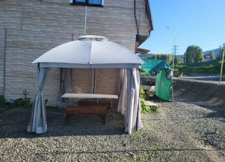 Аренда дома, 105 м2, поселок городского типа Шерегеш, 2-я Дачная улица, 558А