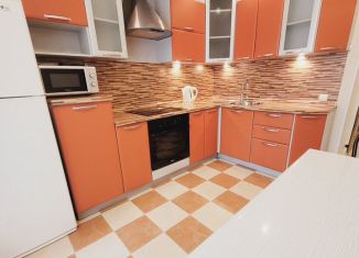 Сдается в аренду 1-комнатная квартира, 35 м2, Сыктывкар, улица Свободы, 13/8