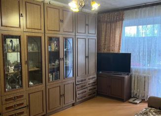 Сдам в аренду 2-ком. квартиру, 46 м2, Брянск, улица Докучаева, 13