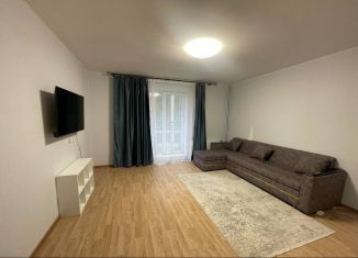 Сдам в аренду 1-комнатную квартиру, 67.9 м2, деревня Мокшино, Норильский бульвар, 4