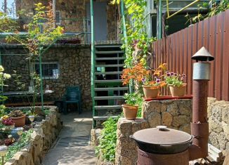 Продам дом, 110 м2, поселок городского типа Новофёдоровка, Объездная улица, 161