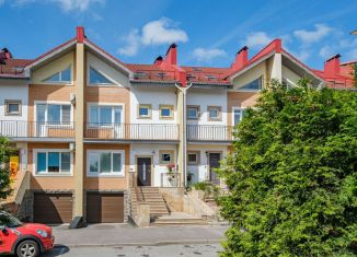 Продаю таунхаус, 240 м2, Санкт-Петербург, метро Озерки, Береговая улица, 18к1
