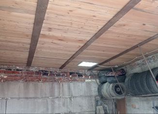 Продается гараж, 30 м2, Кировград