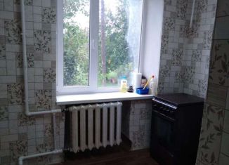 Продаю двухкомнатную квартиру, 46 м2, поселок Зимовники, улица Дзержинского, 191