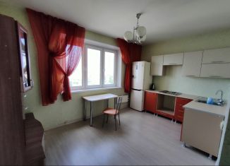 Трехкомнатная квартира в аренду, 81.6 м2, Челябинск, Луганская улица