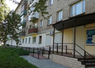 Продается 3-ком. квартира, 53 м2, Невьянск, улица Матвеева, 24