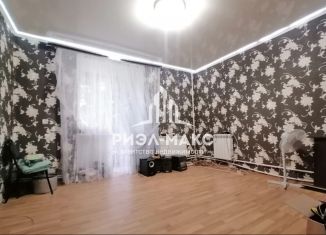 Продаю 2-комнатную квартиру, 51 м2, Фокино, улица Калинина, 15