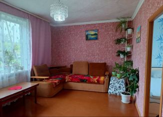 Продаю трехкомнатную квартиру, 46 м2, Заводоуковск, Школьная улица, 93