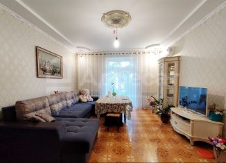 Продам четырехкомнатную квартиру, 98.4 м2, Волгоград, Краснополянская улица, 3