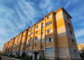 Продам четырехкомнатную квартиру, 80 м2, Рузаевка, Школьный бульвар, 4В