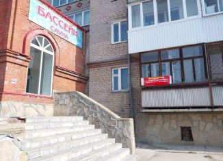 Продается двухкомнатная квартира, 66.6 м2, Артёмовский, Банковская улица, 6
