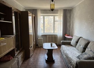 Продаю 1-комнатную квартиру, 29 м2, Карачаевск, улица Орджоникидзе, 2