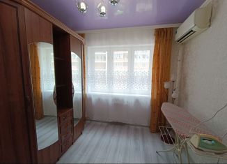 Сдам в аренду 2-комнатную квартиру, 38 м2, Краснодар, улица Евгении Жигуленко, 11к1