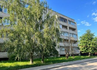 Продажа трехкомнатной квартиры, 68.9 м2, Гагарин, улица Строителей, 48