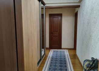 Сдача в аренду трехкомнатной квартиры, 69 м2, Дагестан, проспект Акулиничева, 12