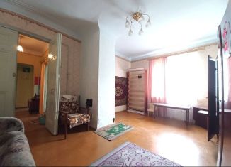 Продажа 2-комнатной квартиры, 42 м2, поселок городского типа Черноморский, Новороссийская улица, 6