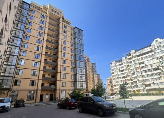 Сдам двухкомнатную квартиру, 74 м2, Каспийск, улица Ленина, 39А