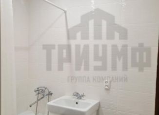 Продается 1-комнатная квартира, 29.5 м2, Нижний Новгород, улица Советской Армии, 2, метро Кировская