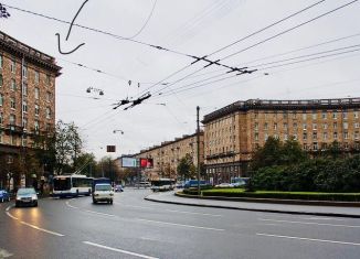 Сдам в аренду 2-комнатную квартиру, 65 м2, Санкт-Петербург, проспект Стачек, муниципальный округ Автово