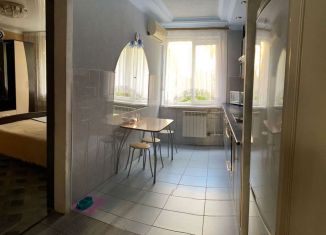 2-комнатная квартира на продажу, 54 м2, Ставрополь, микрорайон № 33, улица Доваторцев