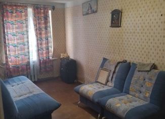 Продаю 3-ком. квартиру, 63 м2, Ртищево, Красная улица, 2