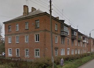 Продается трехкомнатная квартира, 70 м2, сельский посёлок Майский, Железнодорожная улица, 23