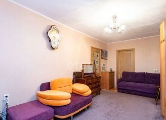 Продается трехкомнатная квартира, 58.7 м2, Екатеринбург, Шефская улица, 89к1, метро Проспект Космонавтов