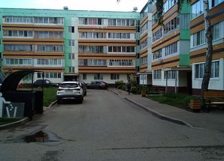 Продаю 2-комнатную квартиру, 43 м2, Нижнекамск, улица Гагарина, 16