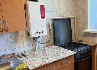 Сдача в аренду 1-ком. квартиры, 24 м2, Азов, улица Васильева, 92