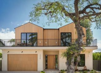 Дом на продажу, 140 м2, Сочи, микрорайон Центральный, Комсомольская улица, 2