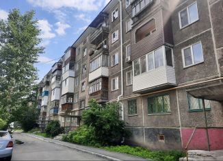 Продажа 2-ком. квартиры, 42.8 м2, Курган, улица Максима Горького, 151, жилой район Центральный