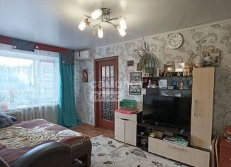 Продаю трехкомнатную квартиру, 42 м2, Ишим, улица Карла Маркса, 59