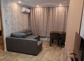 Аренда 3-ком. квартиры, 57 м2, Белгород, Гражданский проспект, 7