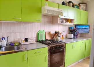 Продам 2-комнатную квартиру, 48.3 м2, Озёры, микрорайон имени Маршала Катукова, 6