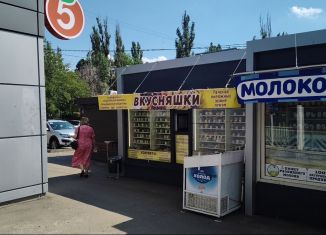 Сдача в аренду торговой площади, 12 м2, Воронеж, улица Зои Космодемьянской, 7