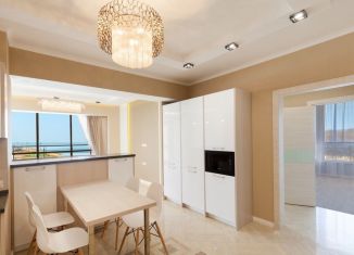 Продам 3-комнатную квартиру, 85 м2, Сочи, Несебрская улица, 14, микрорайон Центральный