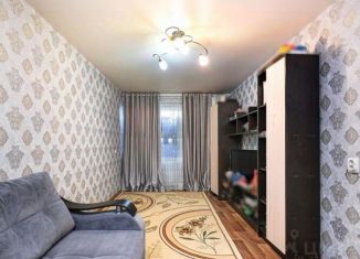 Продаю 2-комнатную квартиру, 46 м2, Новосибирск, улица Есенина, метро Золотая Нива