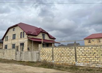 Продаю дом, 247 м2, Дагестан, улица Хаирбека Демирбековича Заманова, 72