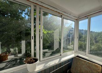 Продам двухкомнатную квартиру, 46 м2, Шелехов, 1-й микрорайон, 31