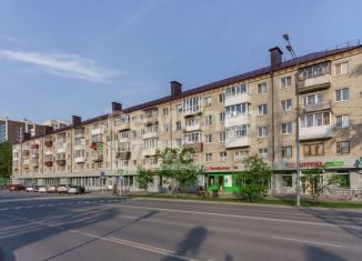 Продам двухкомнатную квартиру, 41.1 м2, Тюмень, Холодильная улица, 49