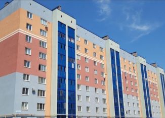 Продаю 2-ком. квартиру, 60 м2, село Мариинский, Хвойная улица, 2