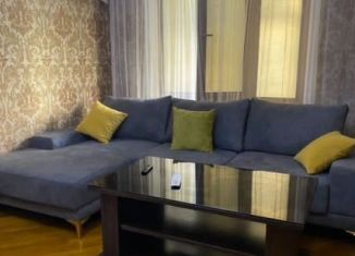 Сдам 3-комнатную квартиру, 100 м2, Махачкала, проспект Гамидова, 49к4